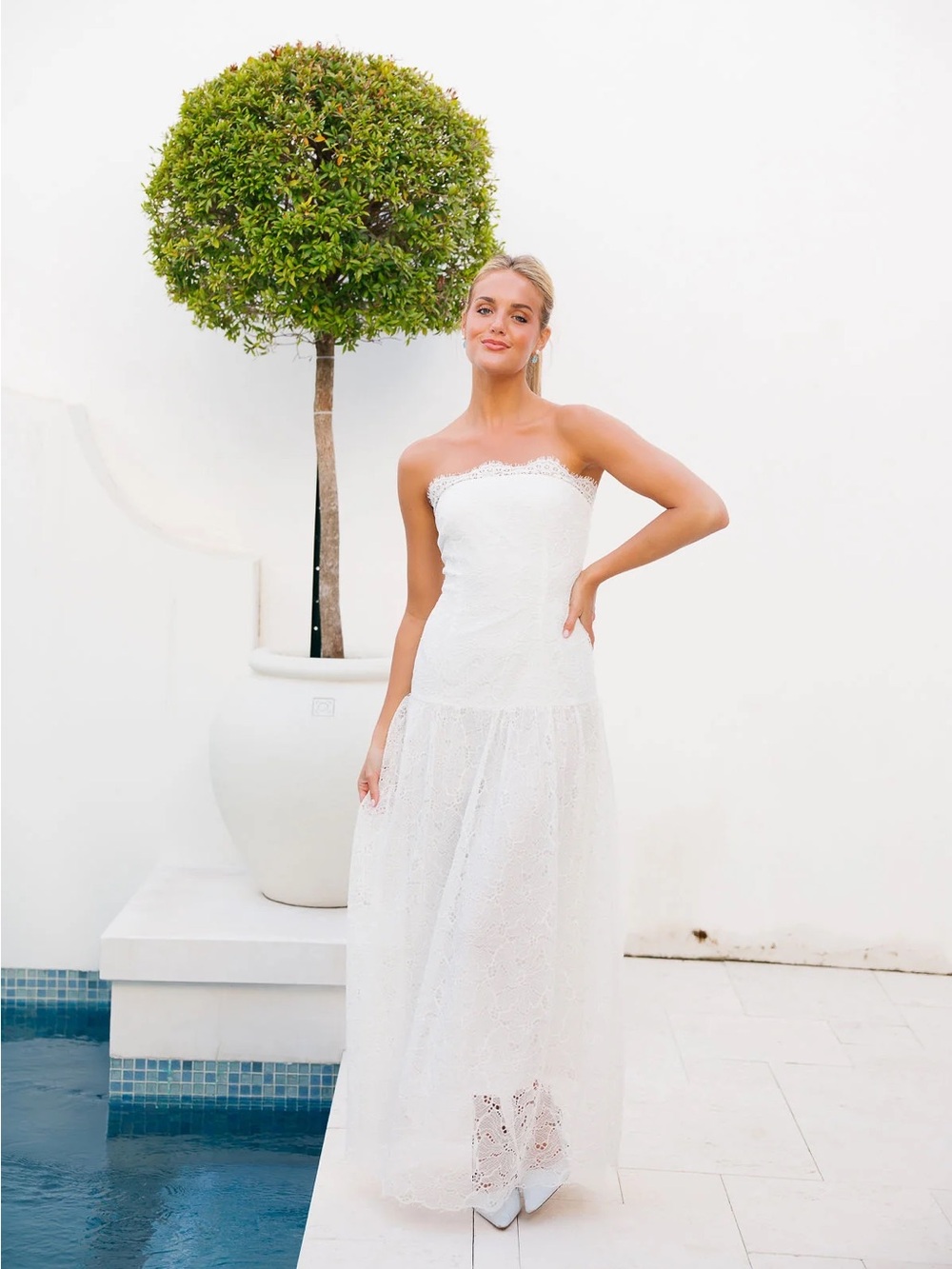 Cocolillys The European Bride - White Lace